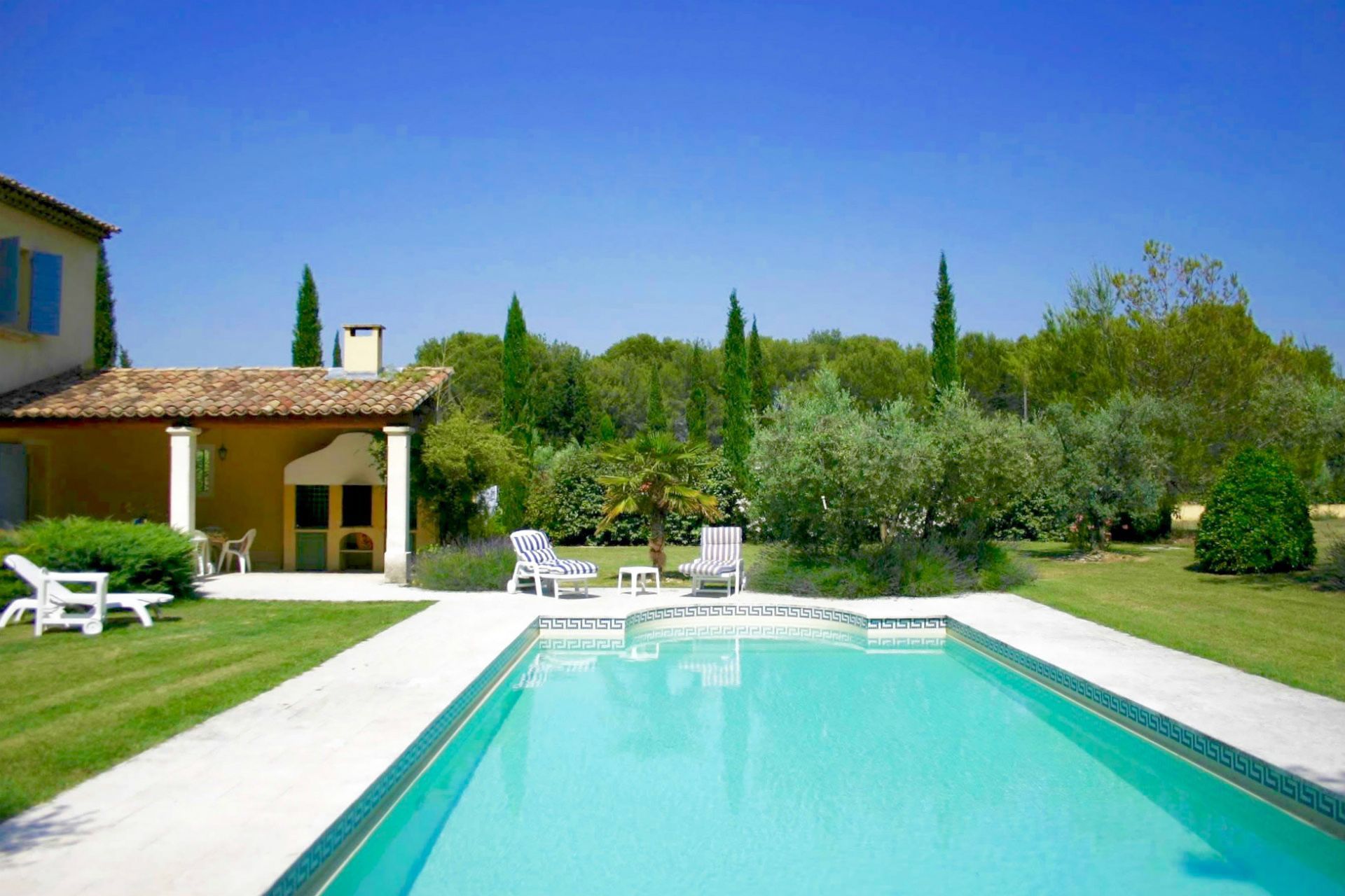 Méditerranée Location Mas with Private pool in St Rémy de Provence, Provence