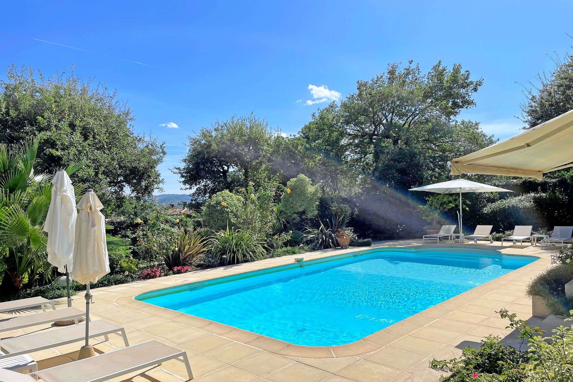 Méditerranée Location Villa with Private pool in Le Tignet, Côte d'Azur