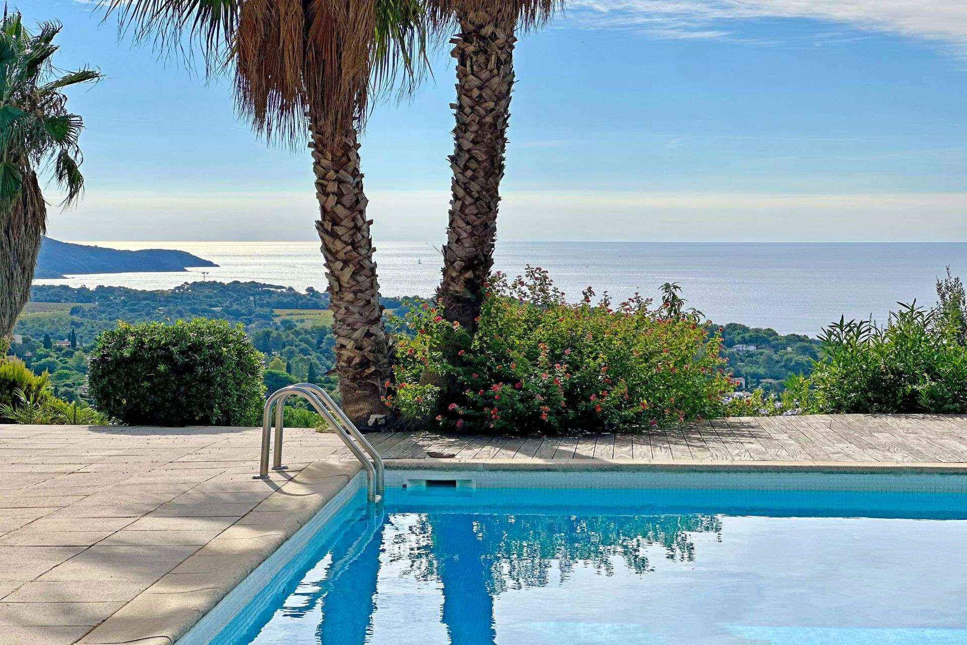 Méditerranée Location Villa avec Piscine privée à La Croix Valmer, Côte d'Azur