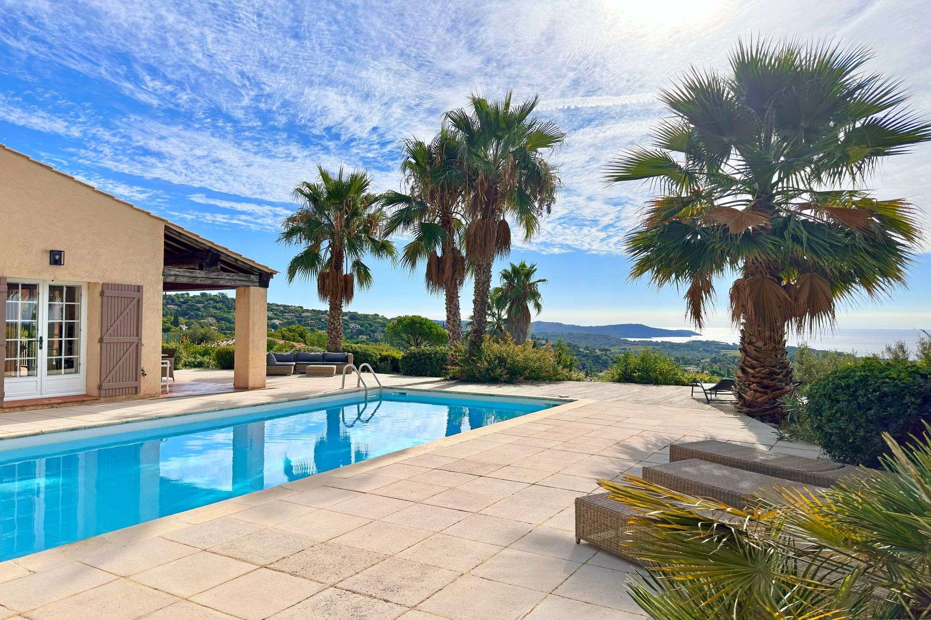 Méditerranée Location Villa avec Piscine privée à La Croix Valmer, Côte d'Azur
