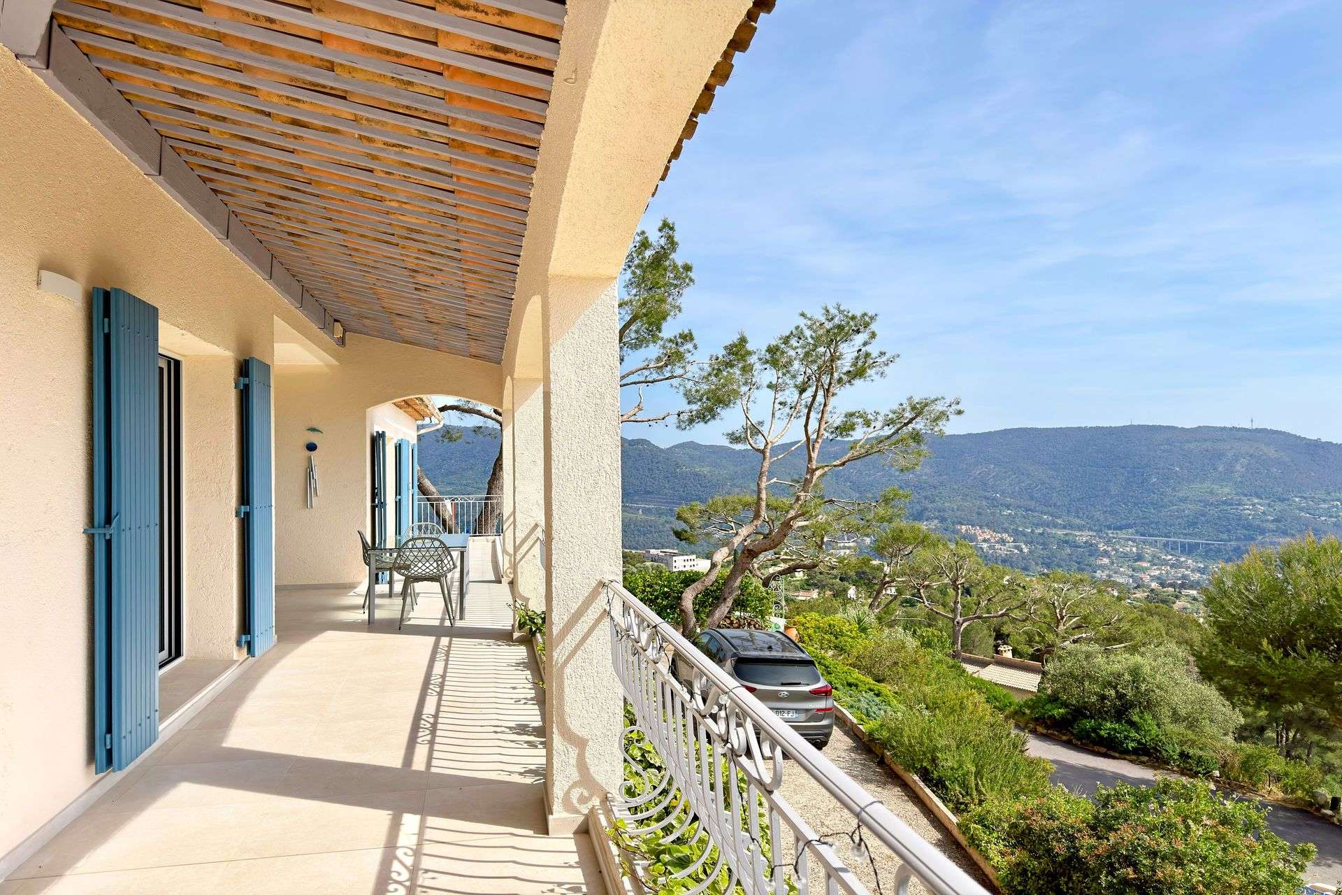Méditerranée Location Villa with Private pool in Cantaron, Côte d'Azur