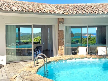 Méditerranée Location Villa avec Piscine privée à La Capicciola, Corse