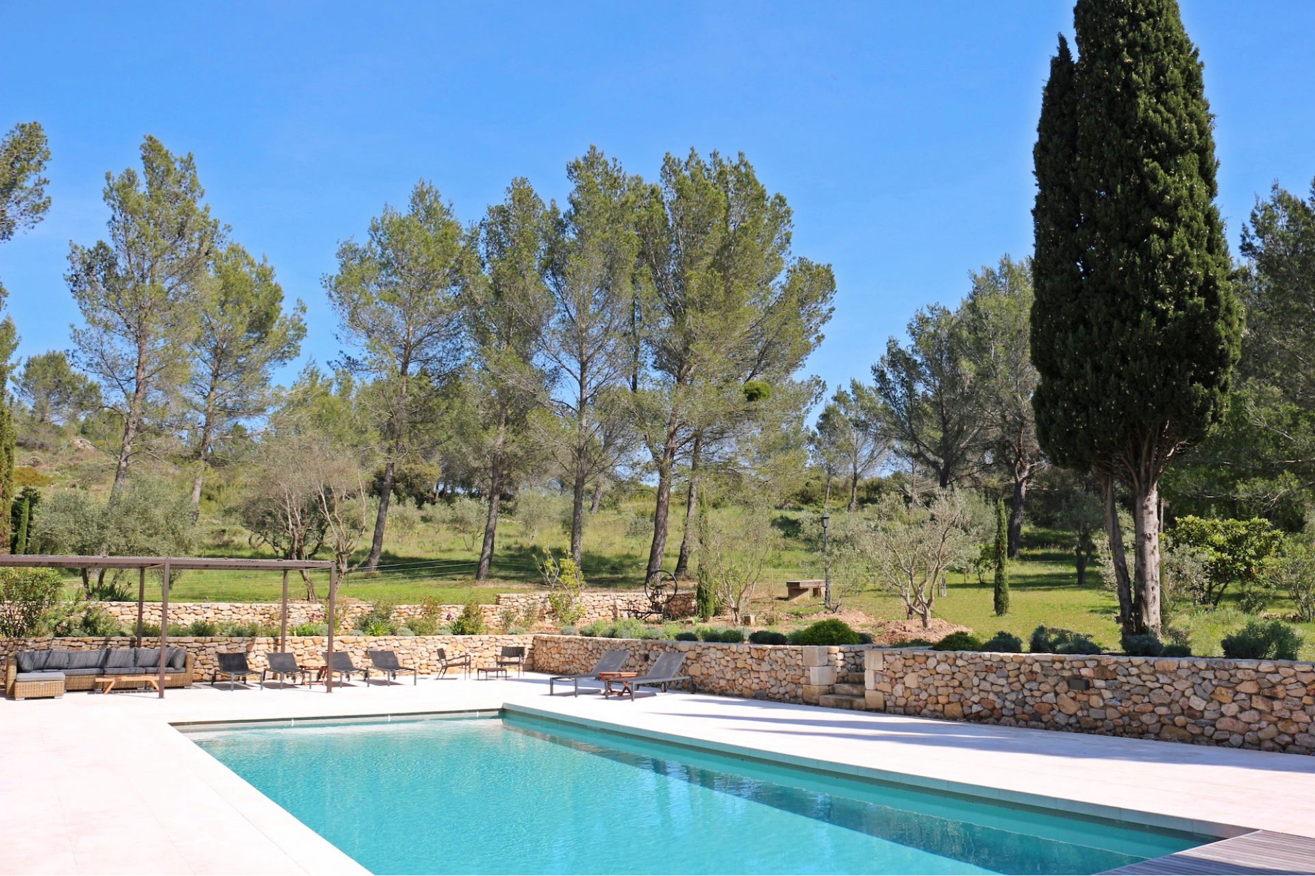 Méditerranée Location Mas with Private pool in Fontvieille, Provence