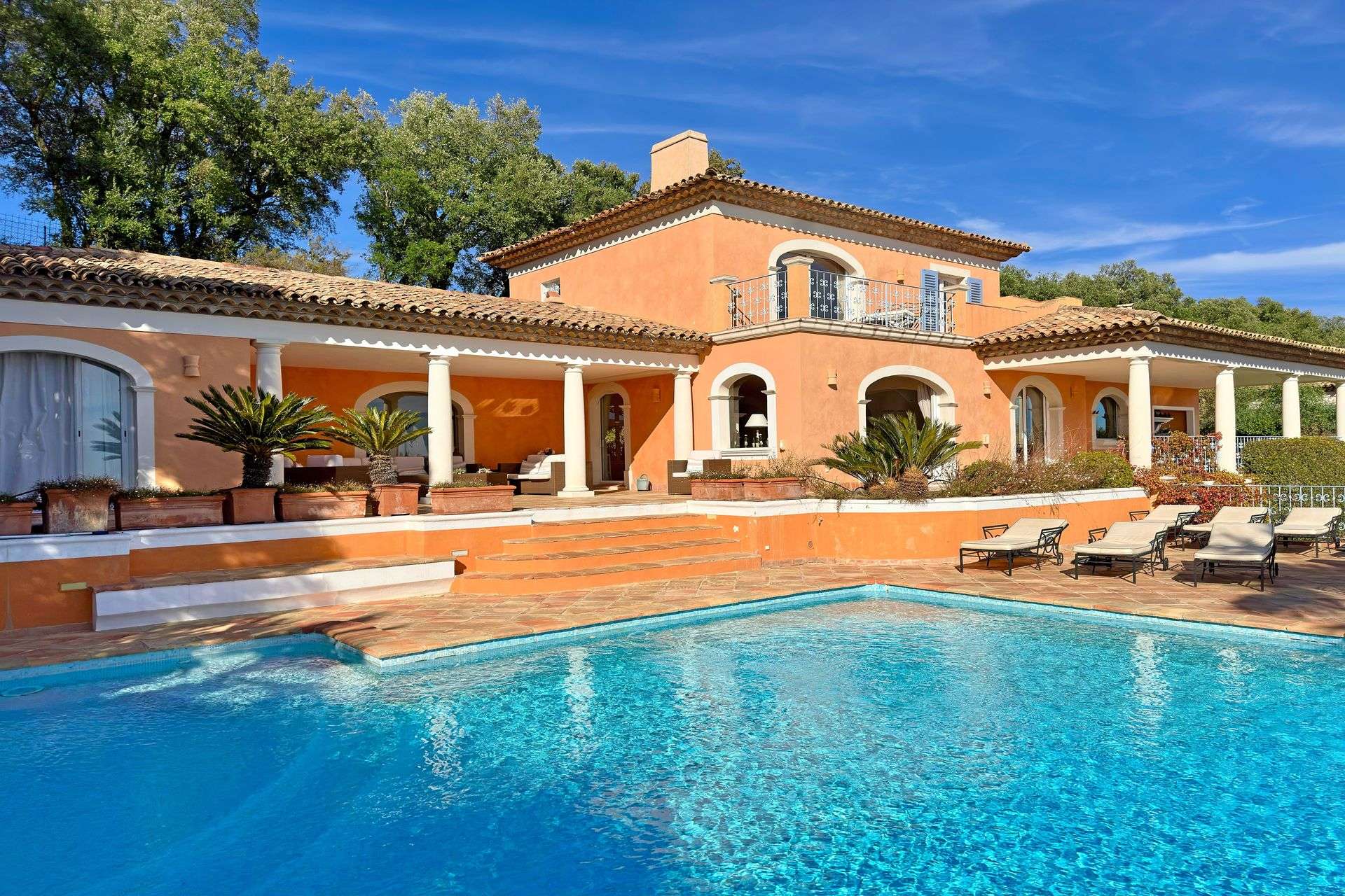 Méditerranée Location Villa avec Piscine privée à Sainte-Maxime, Côte d'Azur