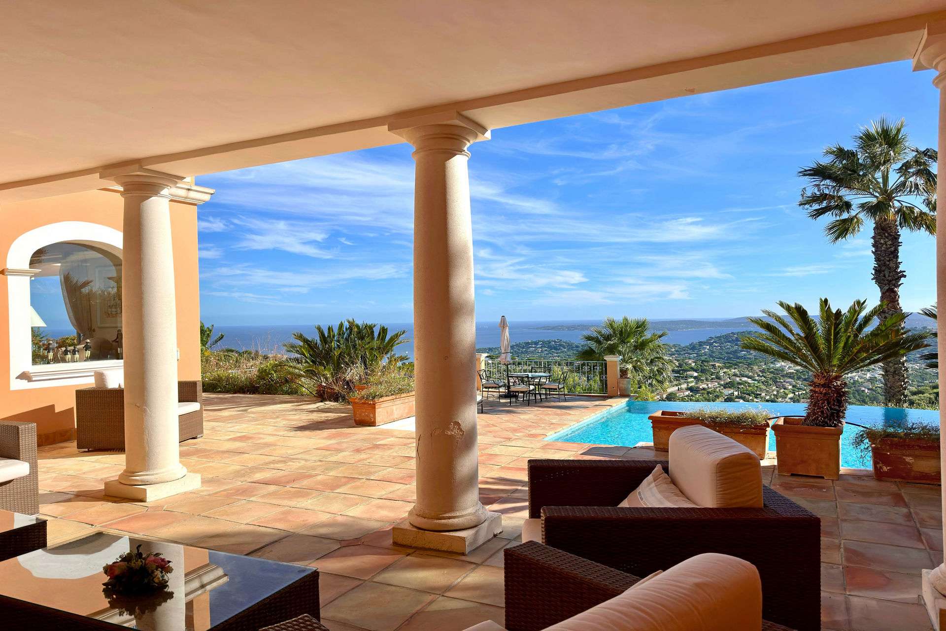 Méditerranée Location Villa avec Piscine privée à Sainte-Maxime, Côte d'Azur