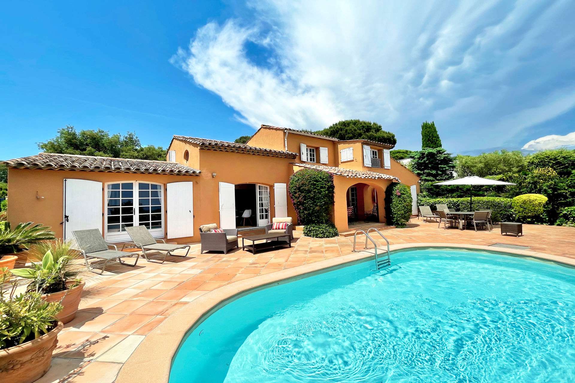 Méditerranée Location Villa with Private pool in Grimaud, Côte d'Azur