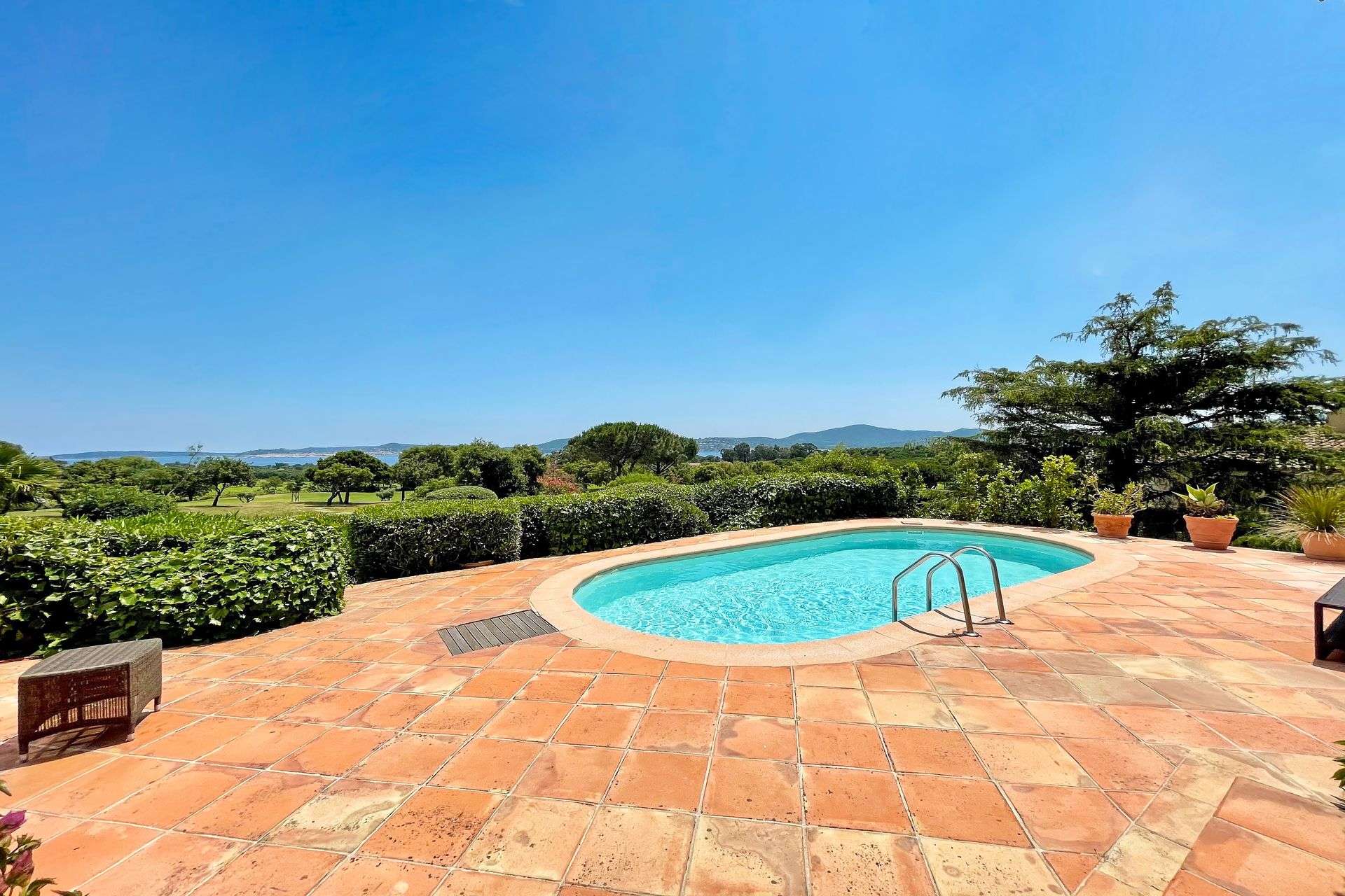 Méditerranée Location Villa with Private pool in Grimaud, Côte d'Azur