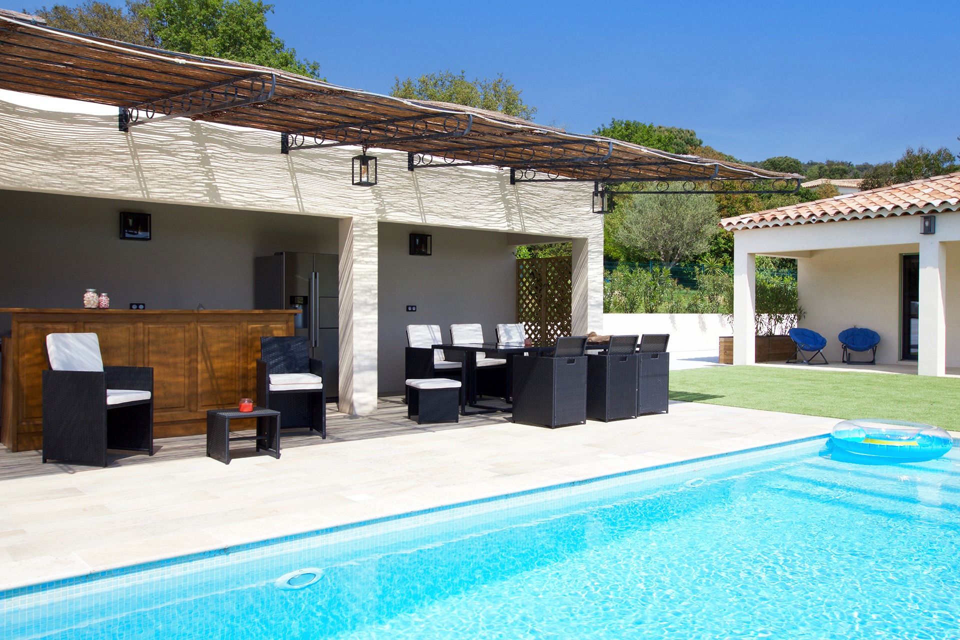 Méditerranée Location Villa with Private pool in Le Plan de la Tour, Côte d'Azur