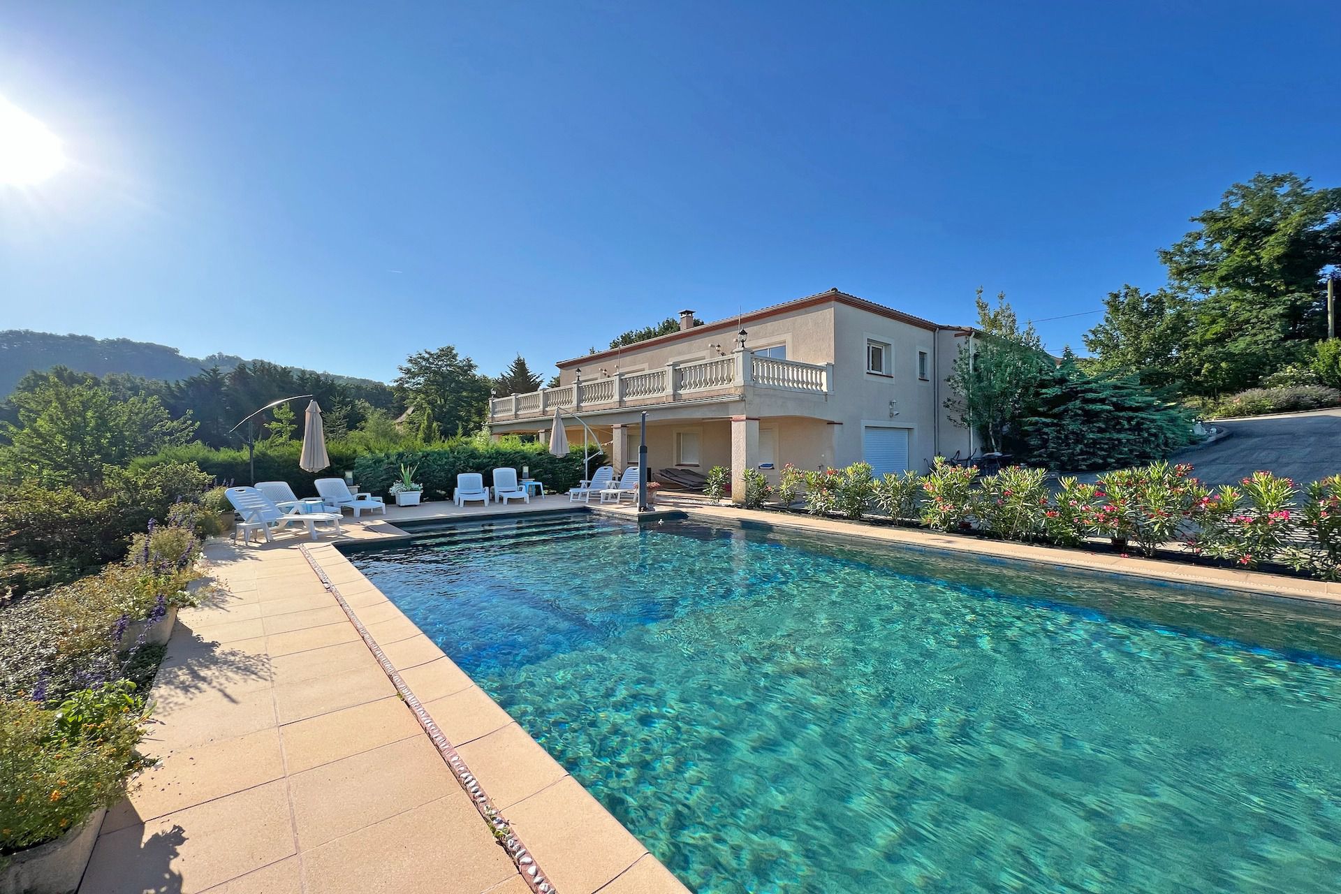 Méditerranée Location Villa avec Piscine privée à Ste-Livrade sur Lot, Provence