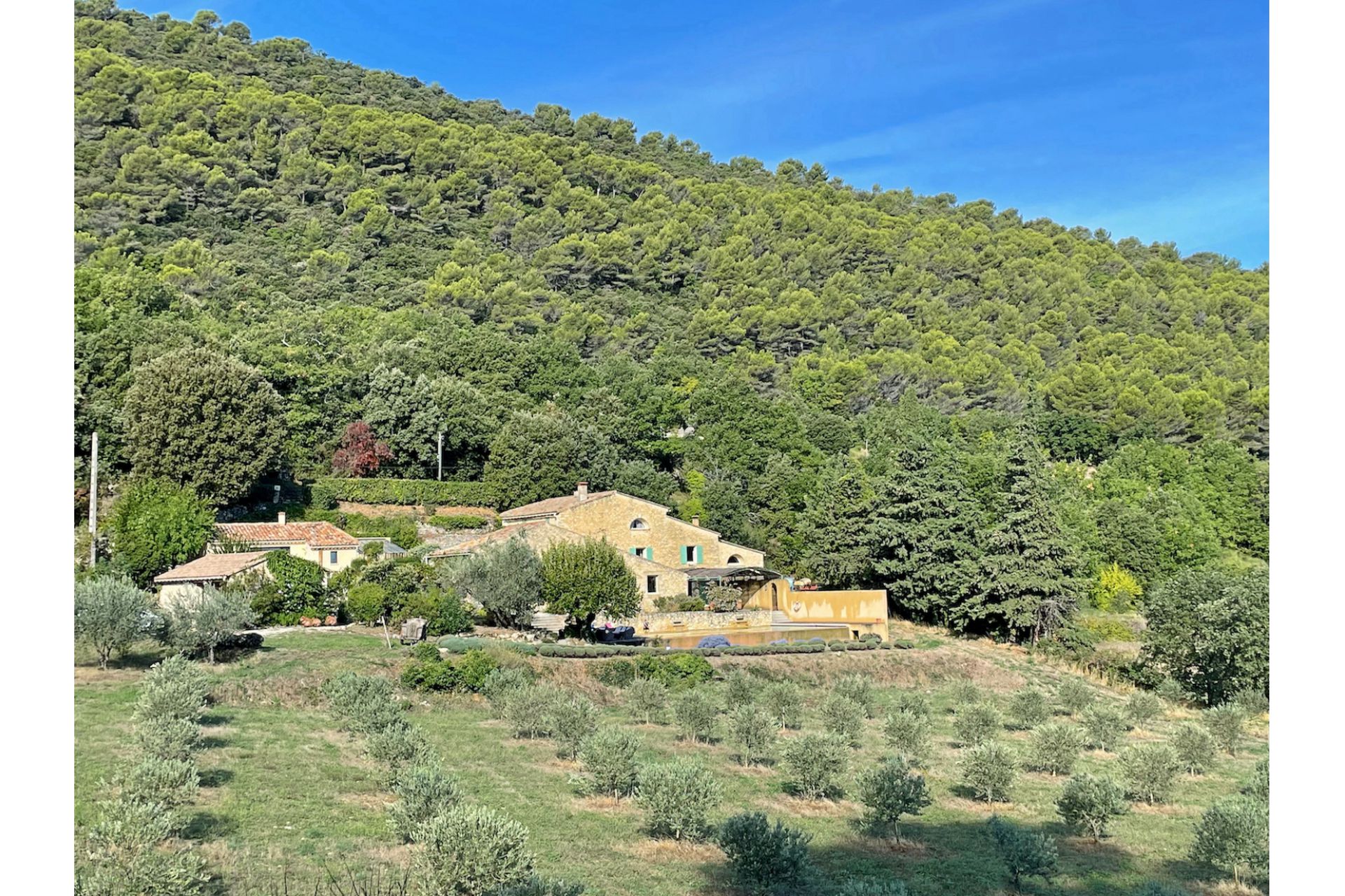 Méditerranée Location Bastide avec Piscine privée à Crestet, Provence