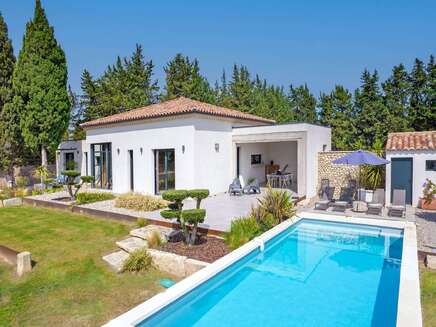 Méditerranée Location Villa avec Piscine privée à Châteaurenard, Provence