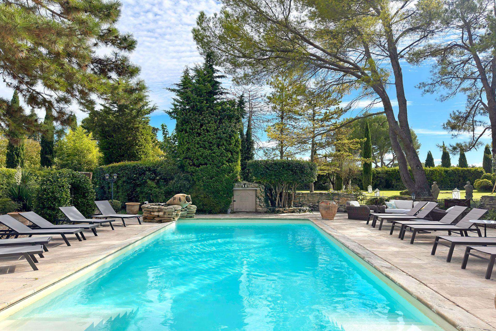Méditerranée Location Mas with Private pool in L'Isle-sur-la-Sorgue, Provence
