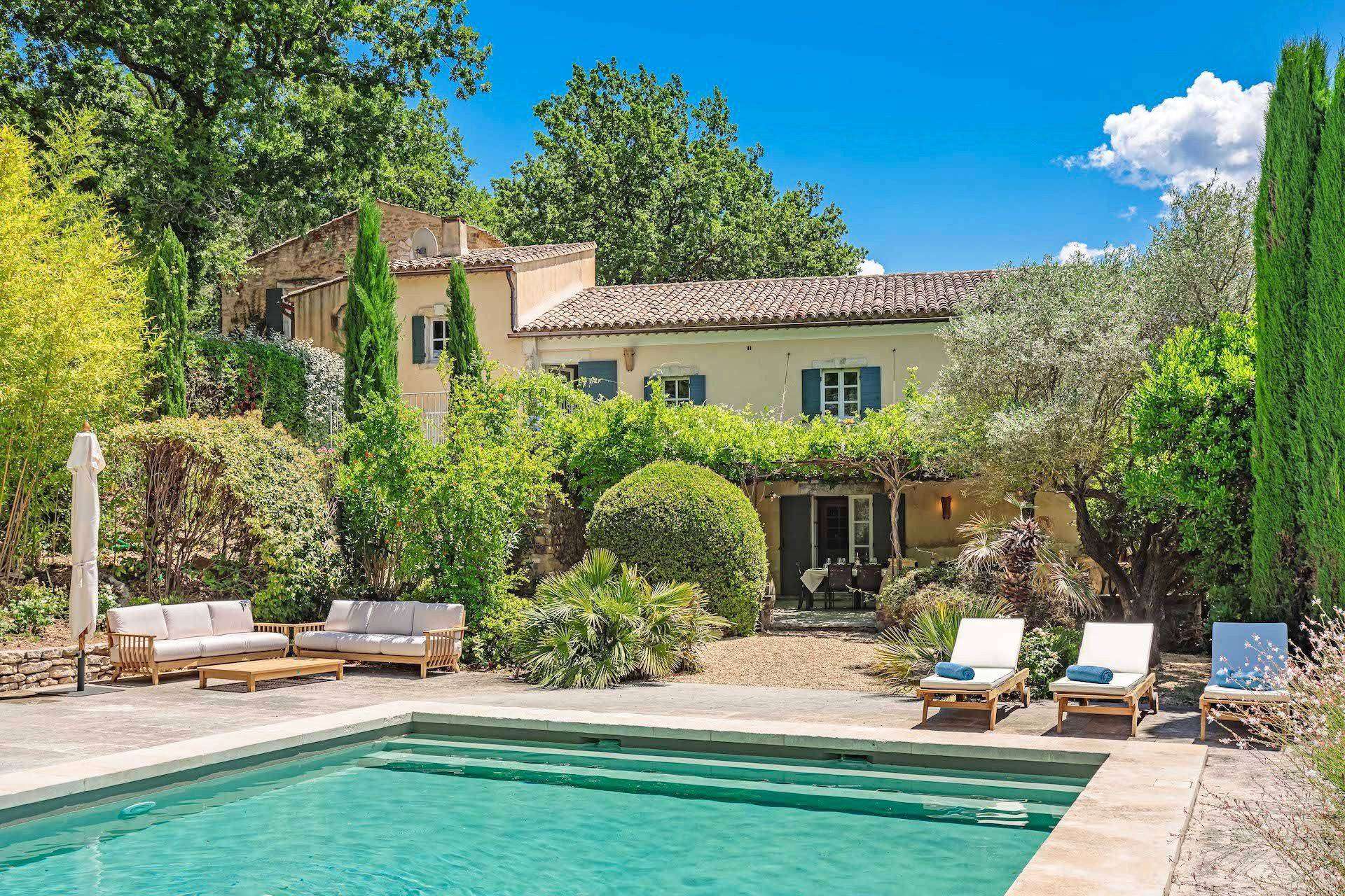 Méditerranée Location Mas avec Piscine privée à Oppède, Provence