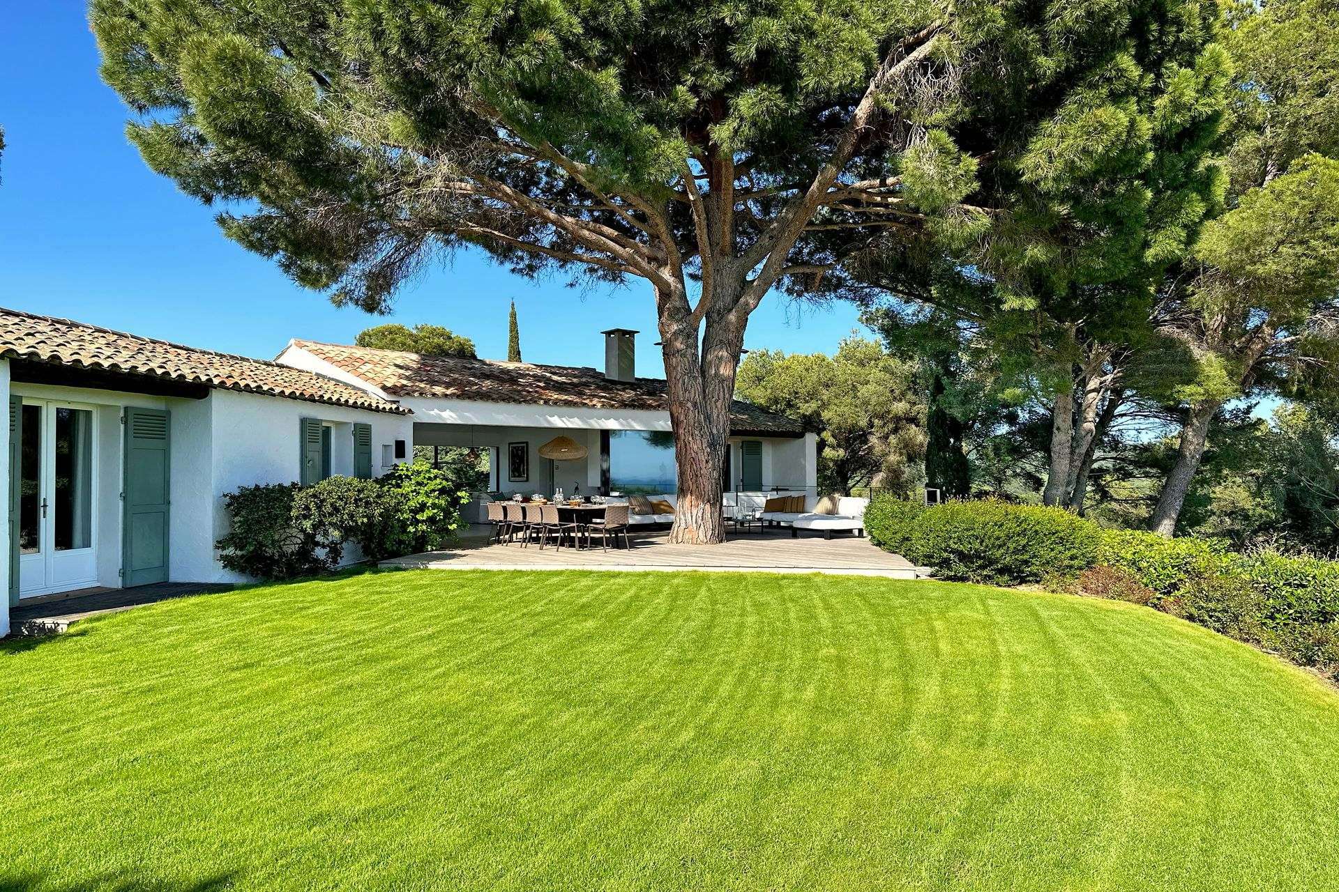 Méditerranée Location Villa avec Piscine privée à La Croix Valmer, Côte d'Azur
