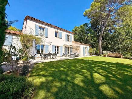 Méditerranée Location Villa avec Piscine privée à Pourrières, Provence