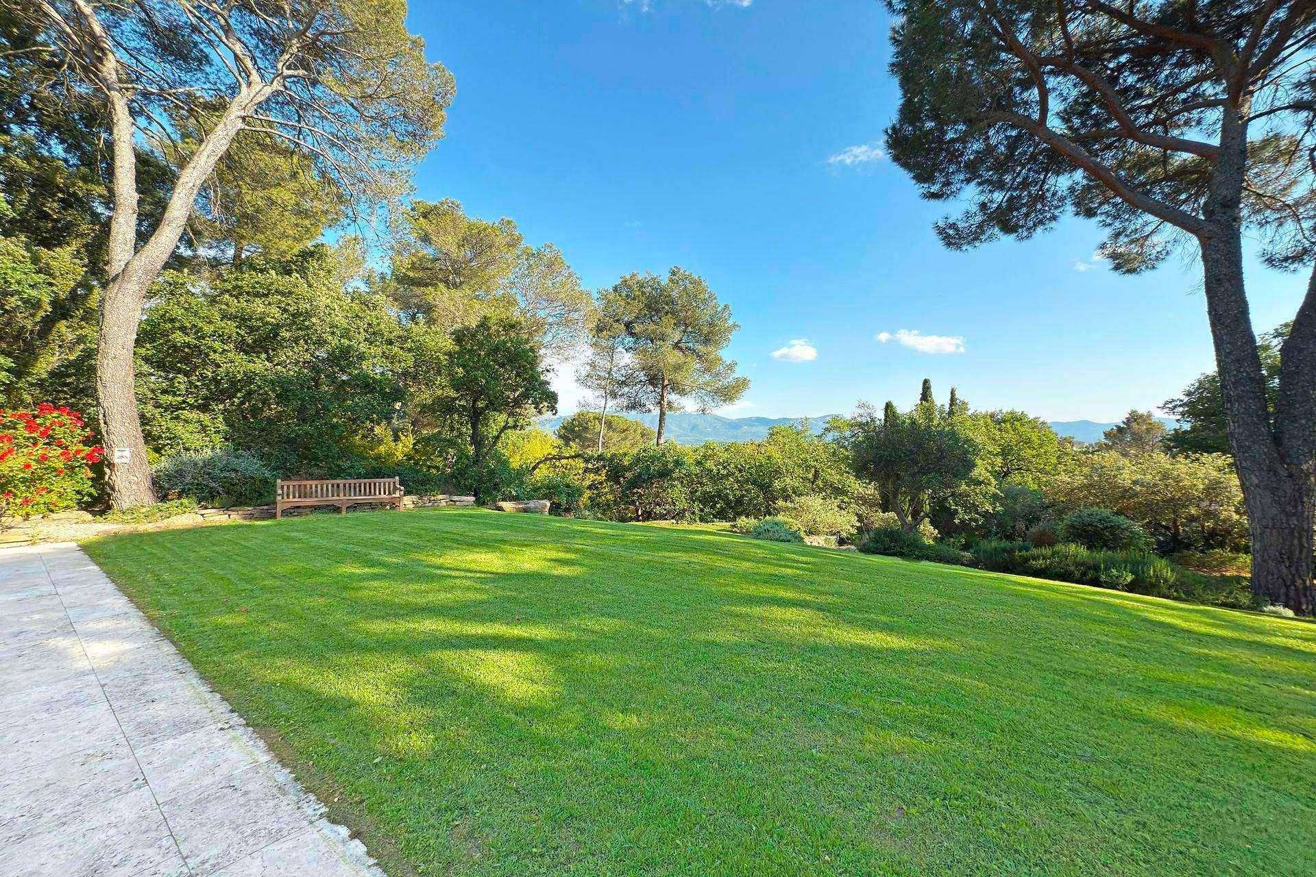 Méditerranée Location Villa avec Piscine privée à Pourrières, Provence