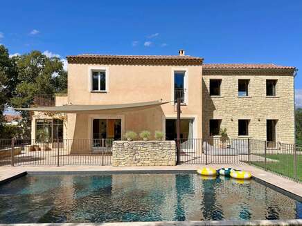 Méditerranée Location Villa avec Piscine privée à Le Beaucet, Provence