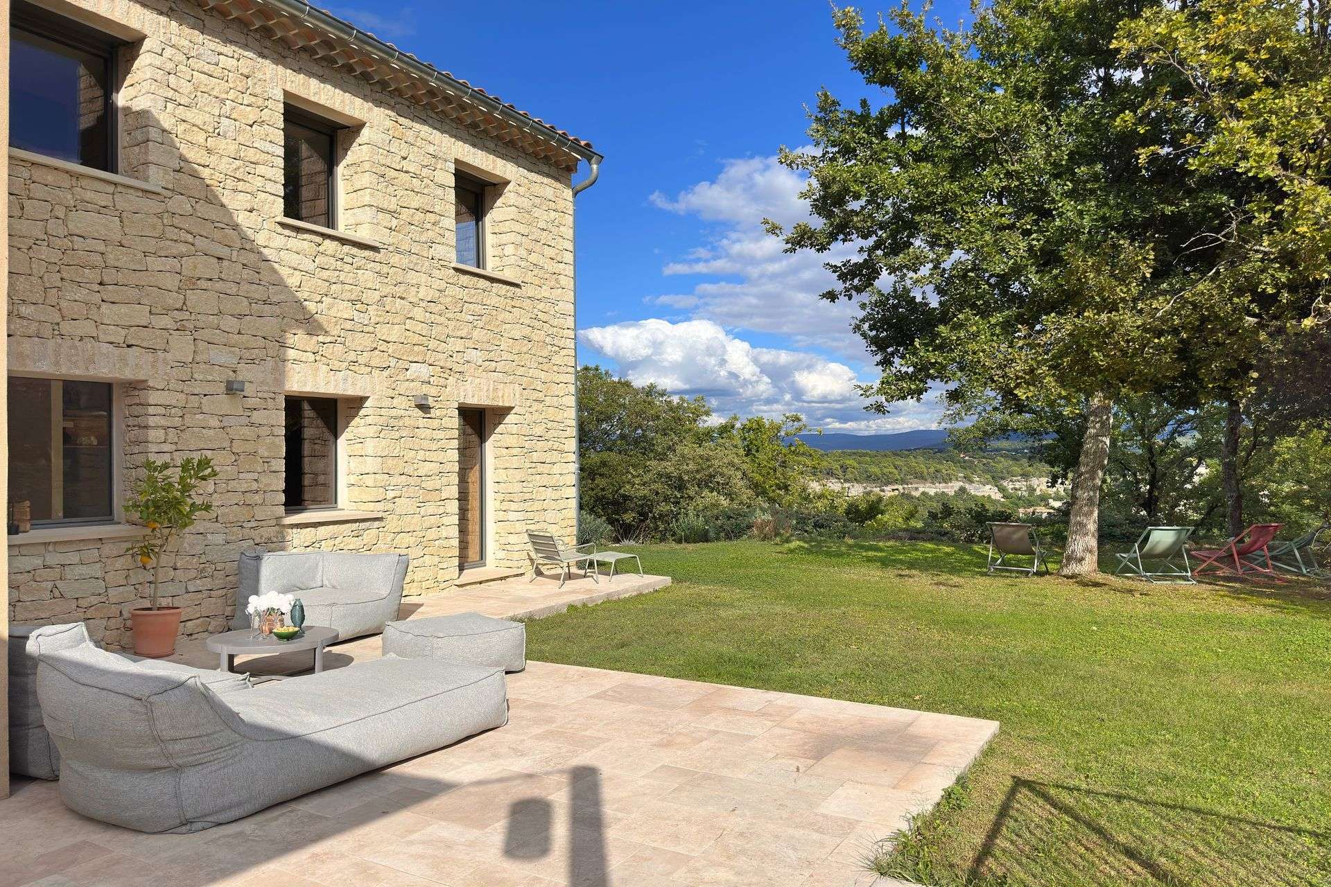 Méditerranée Location Villa avec Piscine privée à Le Beaucet, Provence