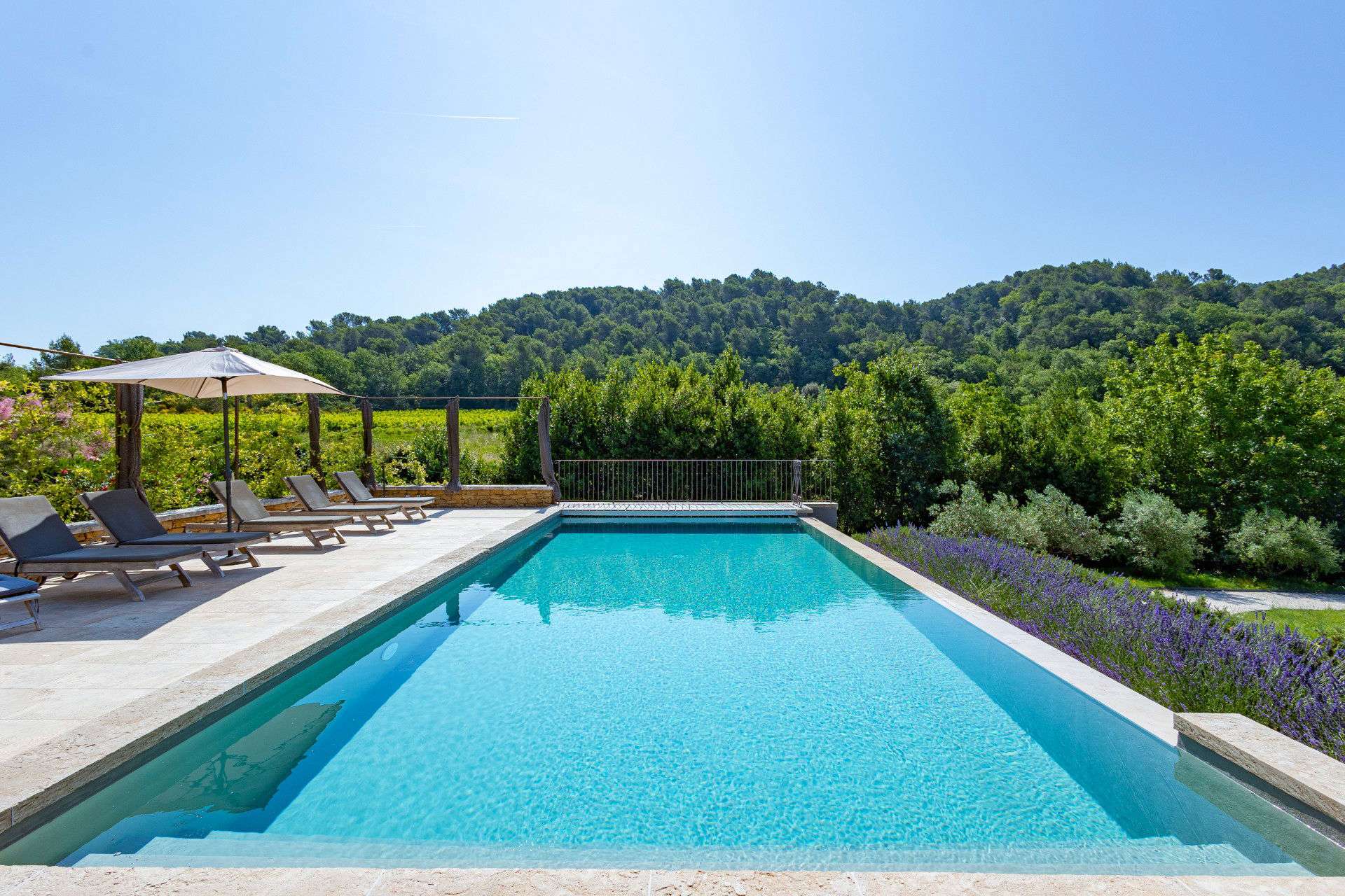 Méditerranée Location Mas avec Piscine privée à St-Romain en Viennois, Provence
