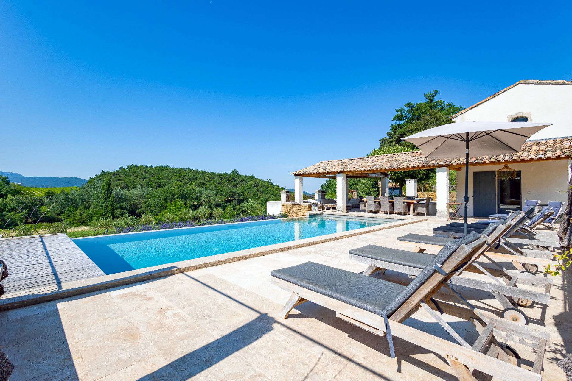 Méditerranée Location Villa avec Piscine privée à St-Romain en Viennois, Provence