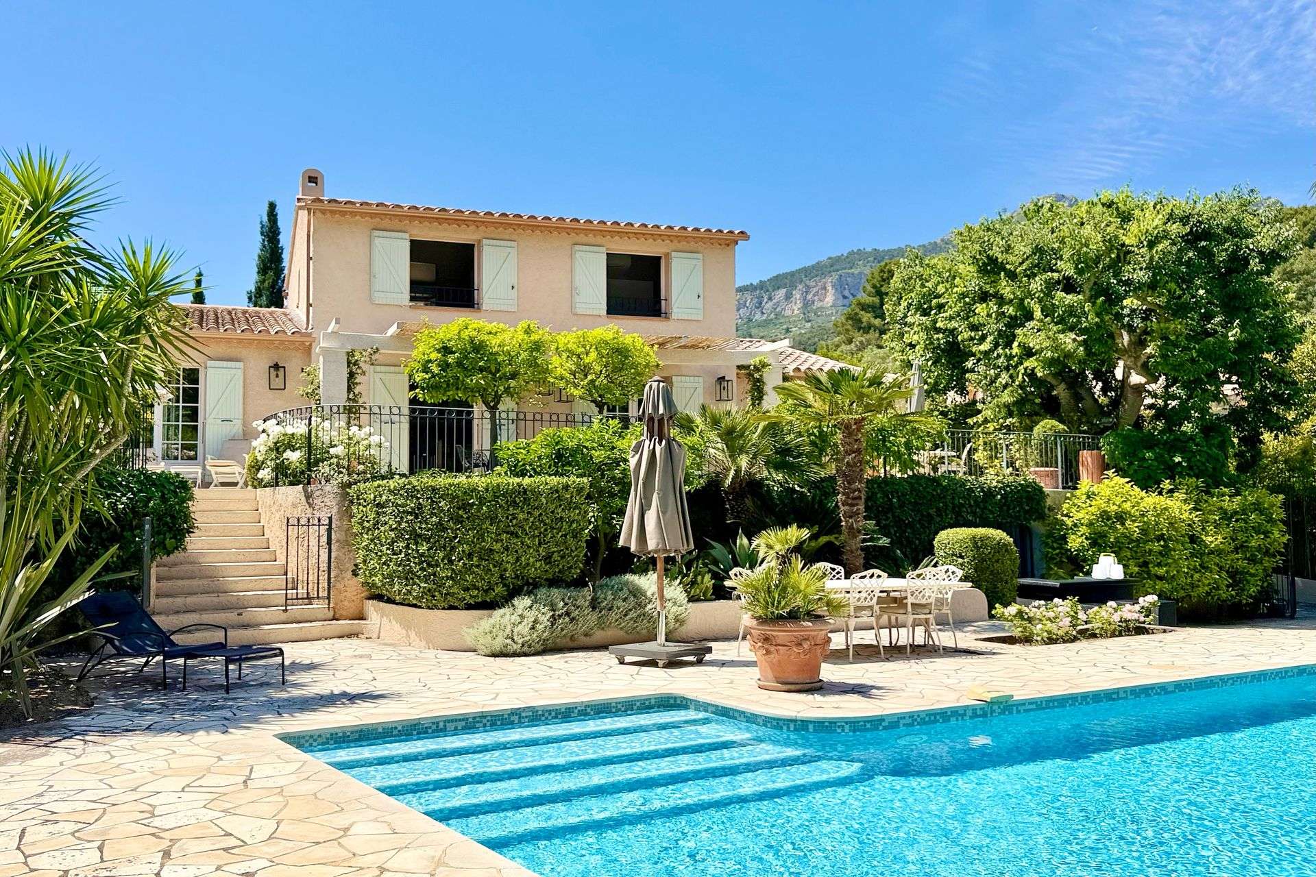 Méditerranée Location Villa avec Piscine privée à Le Revest-les-Eaux, Côte d'Azur