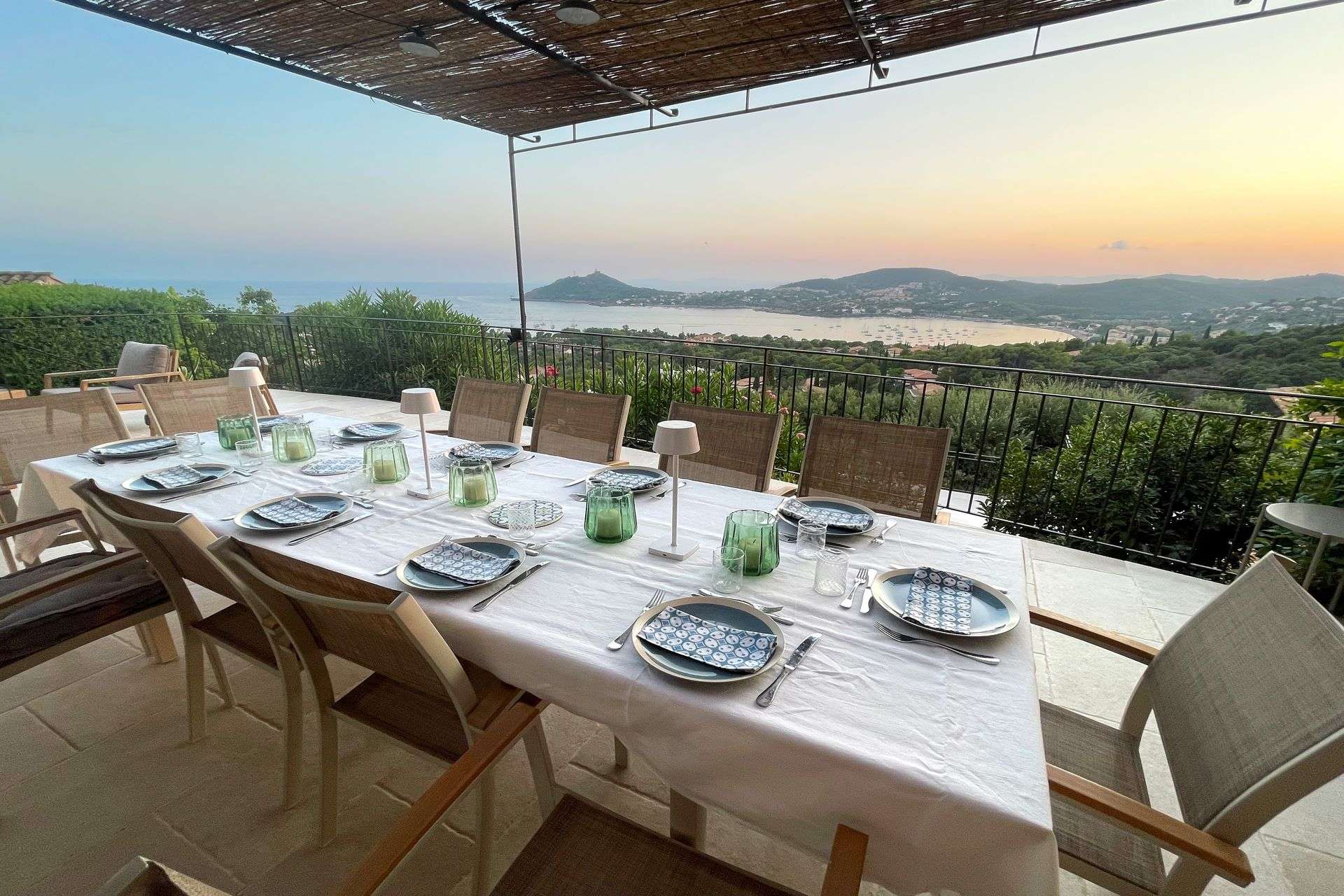 Méditerranée Location Villa with Private pool in Agay, Côte d'Azur