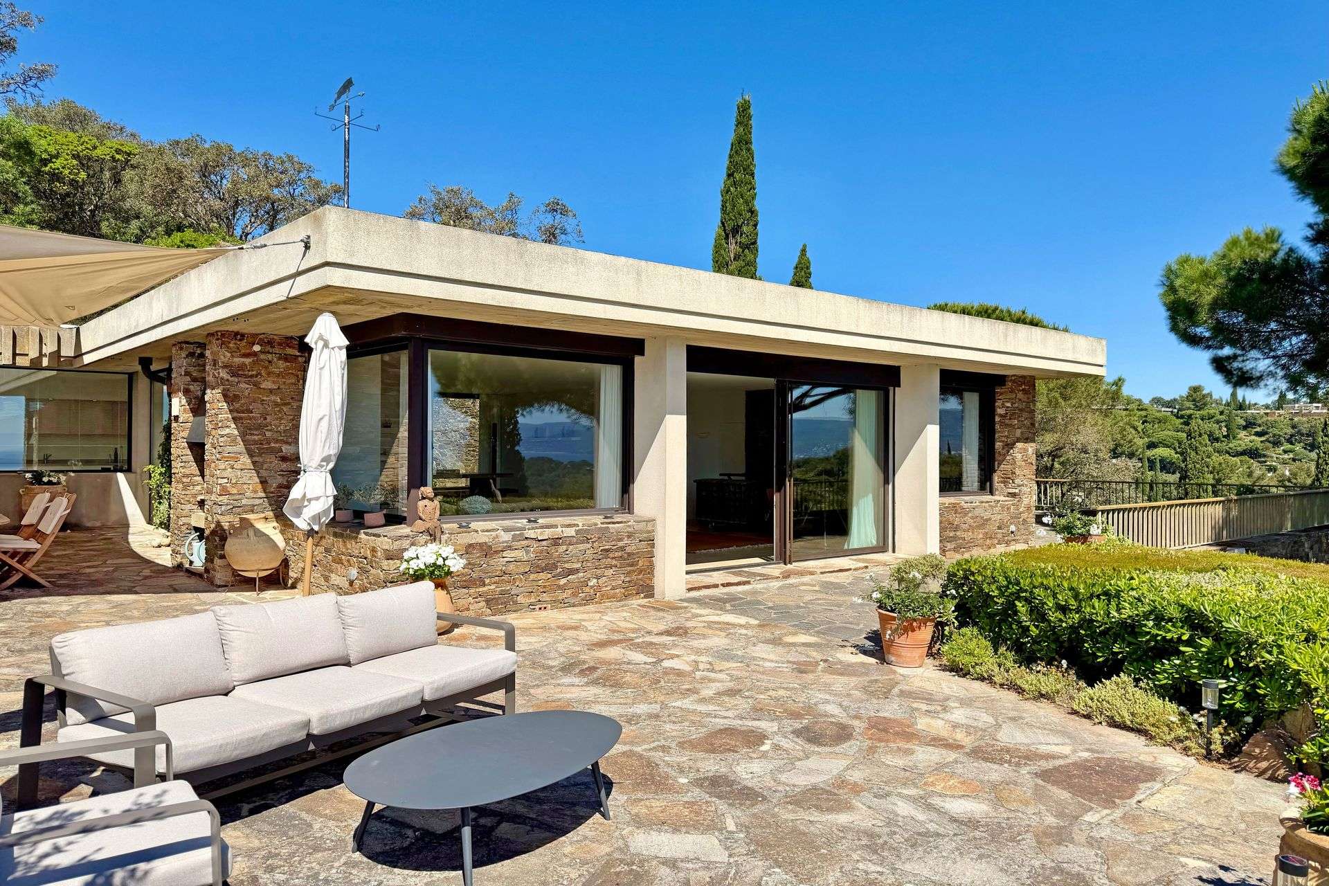 Méditerranée Location Villa avec Piscine privée à Bormes les Mimosas (Gaou Bénat), Côte d'Azur